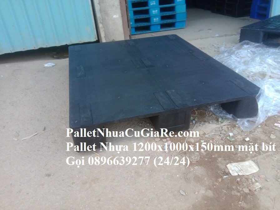 pallet nhựa mặt bít